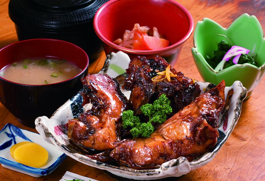 お食事処　鬼瓦