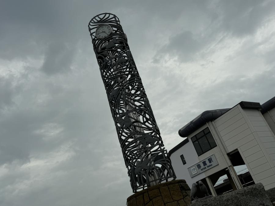 八一三の塔（弥富駅）