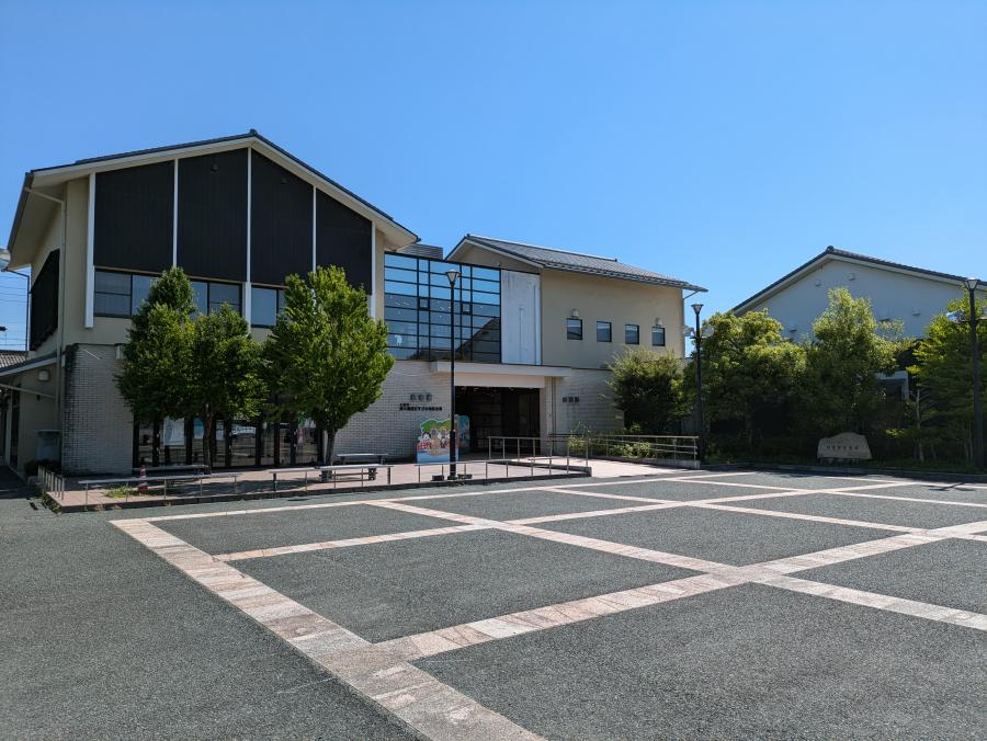 奥の細道むすびの地記念館