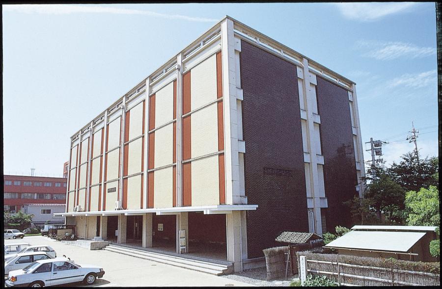 今治市河野美術館