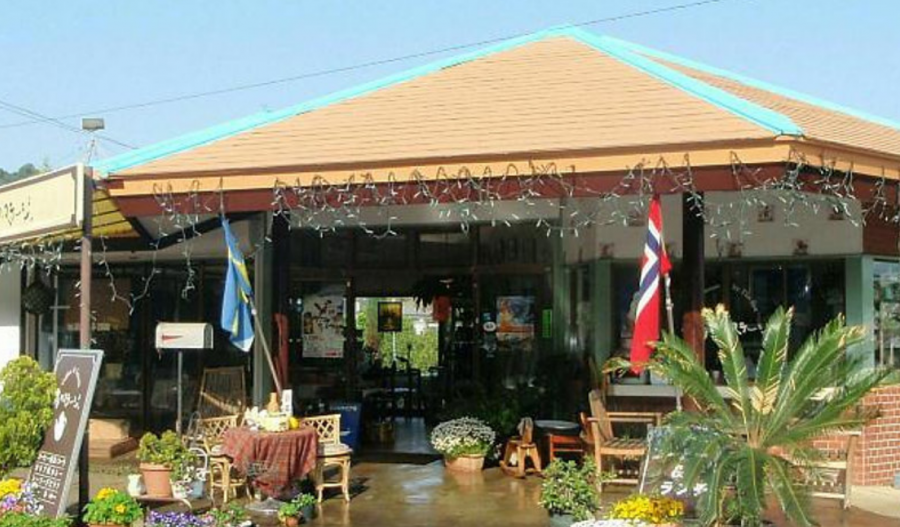 シーサイドカフェ 海のステージ。