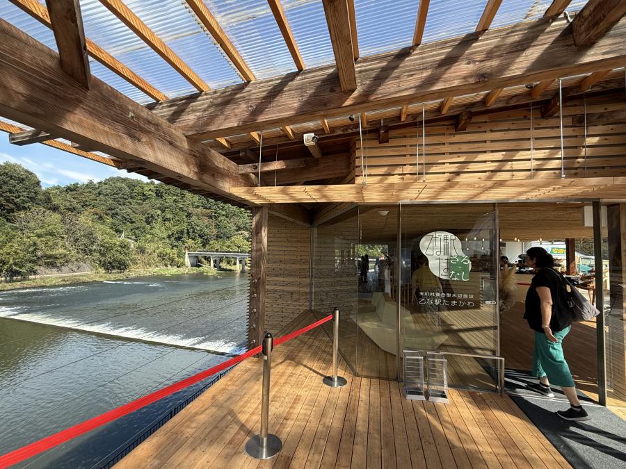 玉川村複合型水辺施設　乙な駅たまかわ