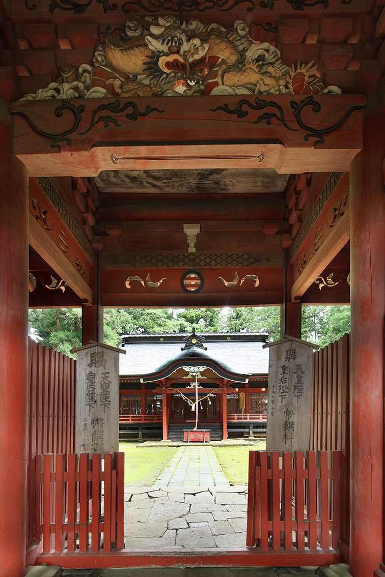 八槻都々古別神社